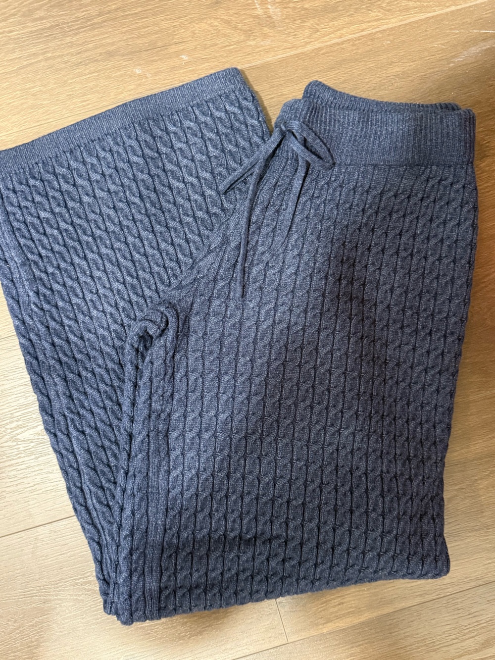 Edikted Cable-Knit Lounge Sweatpants
